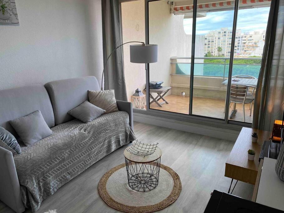 Joli Studio Vue Mer Et Port 모기오 외부 사진